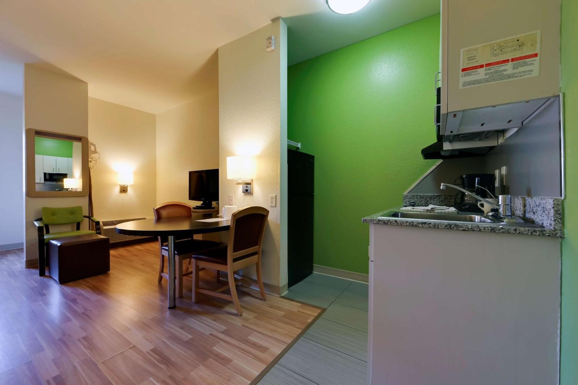 Studio 6 Toronto - Mississauga With Kitchenettes Luaran gambar